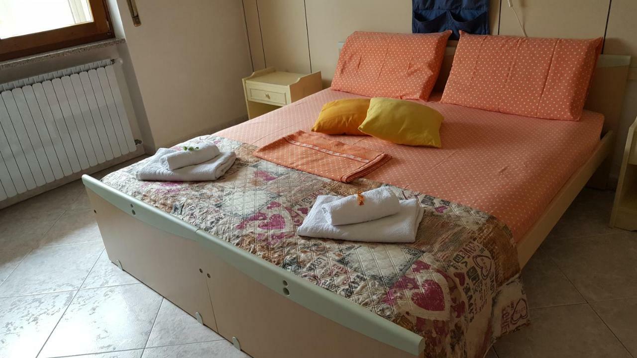 Relax By Marzia Hotel Roverbella Exterior foto